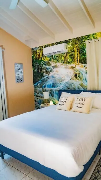 Serene Artistry - Secure 1-Br Haven In Ocho Rios Jamaica Mammee Bay 0*,  Giamaica