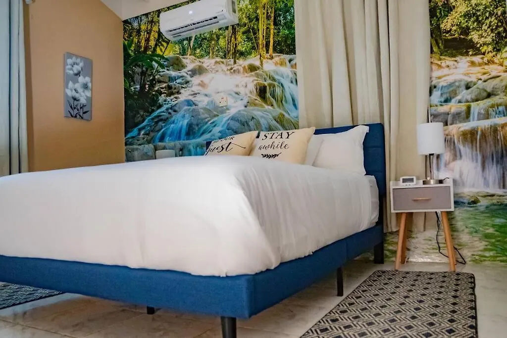 Appartamento Serene Artistry - Secure 1-Br Haven In Ocho Rios Jamaica Mammee Bay Giamaica